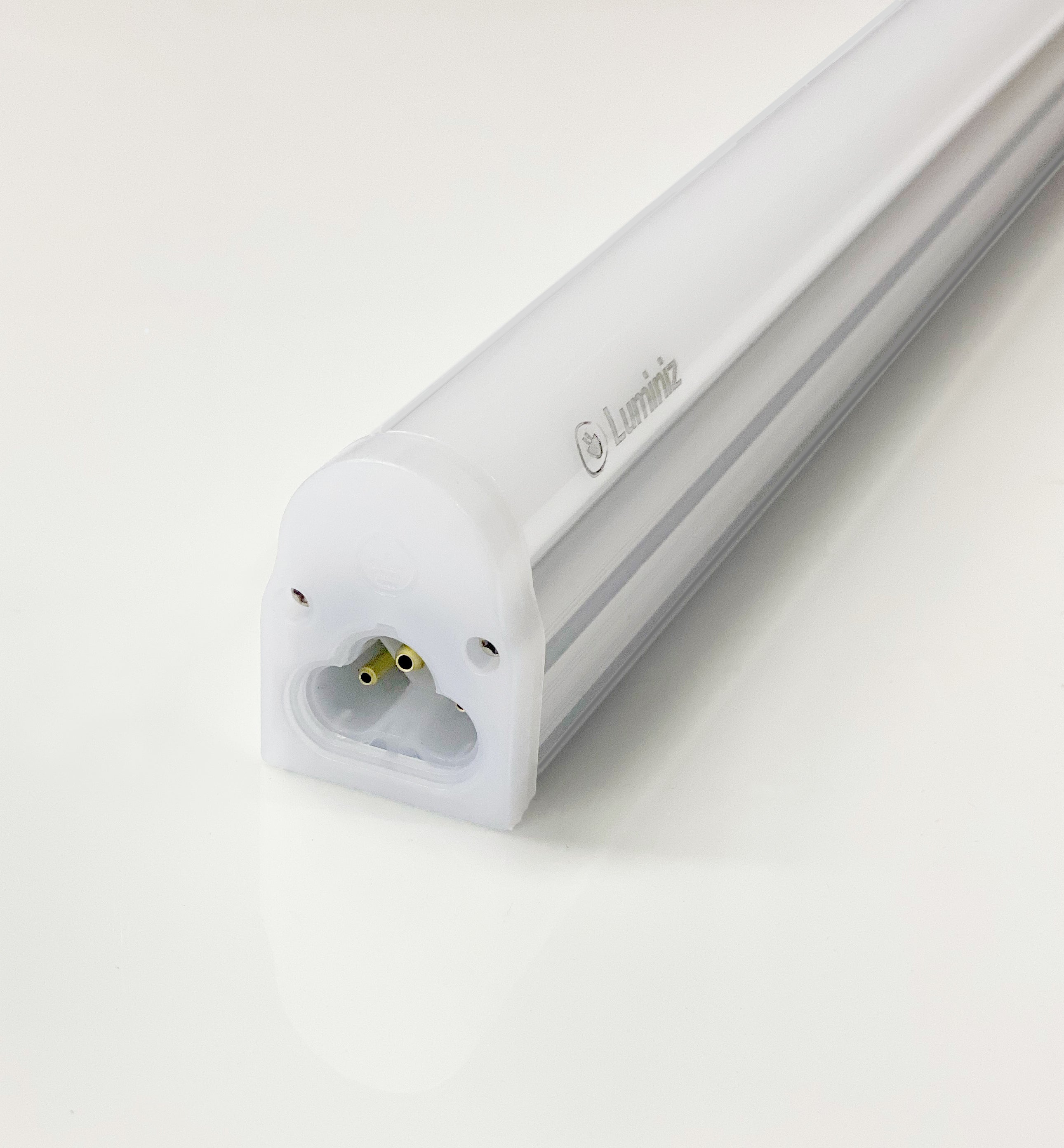Luminiz under shop cabinet lighting